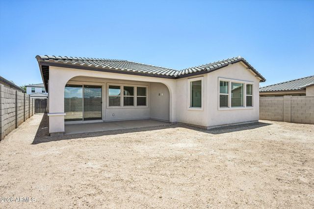 7950 W LOMA Lane, Peoria, AZ 85345