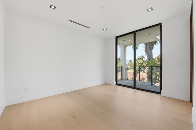 3209 NE 26TH Street, Fort Lauderdale, FL 33305