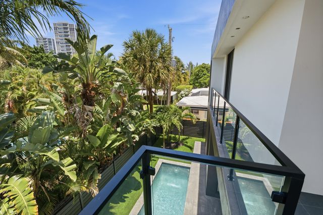 3209 NE 26TH Street, Fort Lauderdale, FL 33305