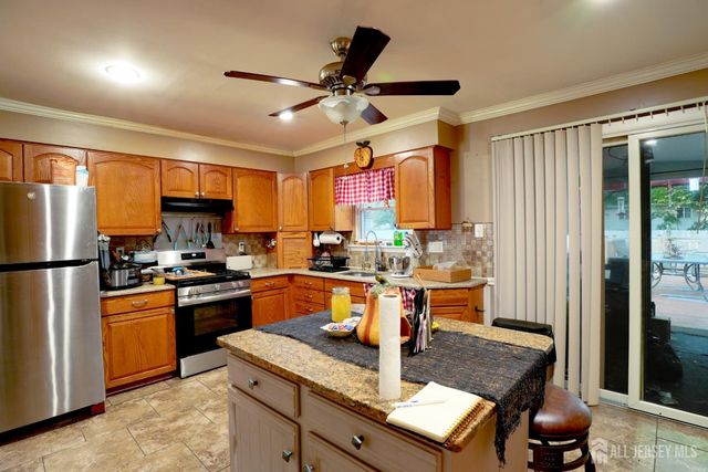 228 Curtin Avenue, Burlington County, NJ 08015