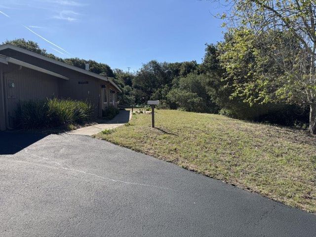 6443 Tustin Road, Salinas, CA 93907