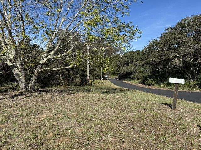 6443 Tustin Road, Salinas, CA 93907