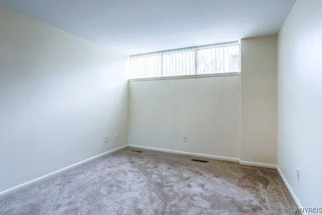 1525 Amherst Manor Drive, Amherst, NY 14221