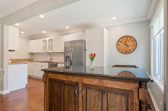 721 Albar Dr, Nashville, TN 37221