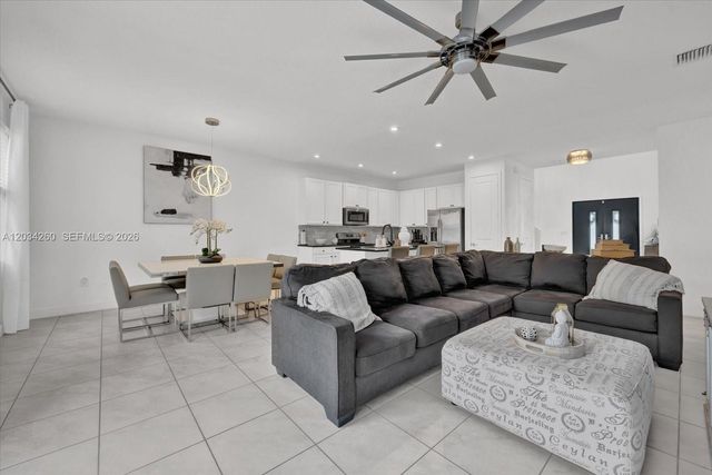 23400 SW 108th Avenue, Homestead, FL 33032