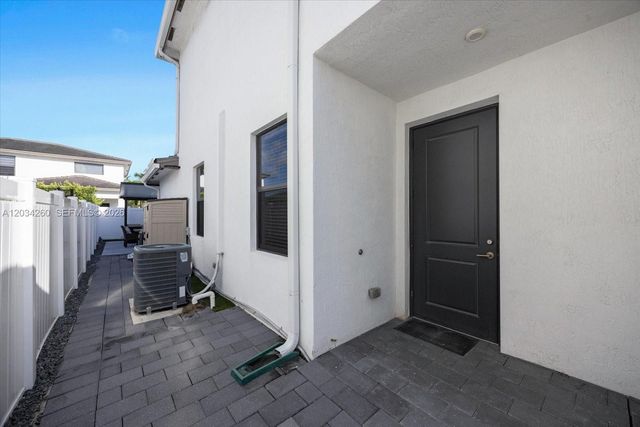 23400 SW 108th Avenue, Homestead, FL 33032