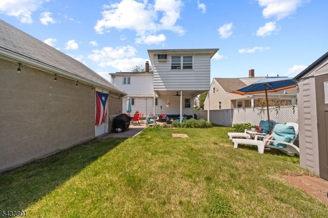 23 Homcy Pl, Clifton City, NJ 07011