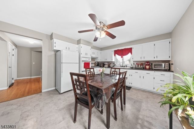 23 Homcy Pl, Clifton City, NJ 07011
