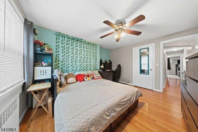 23 Homcy Pl, Clifton City, NJ 07011