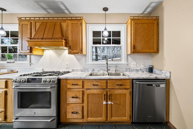 119 Jupiter Dr, Ashland City, TN 37015