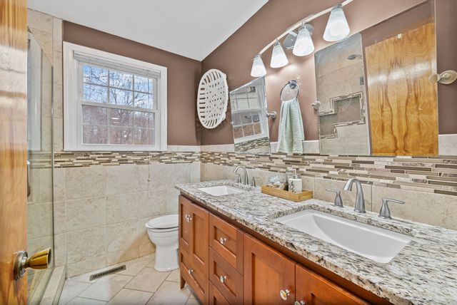 119 Jupiter Dr, Ashland City, TN 37015