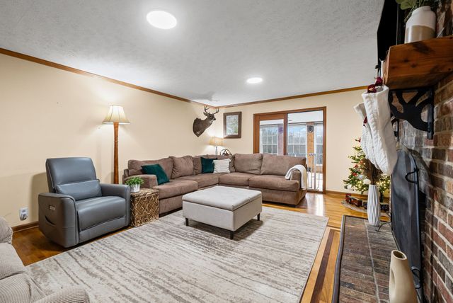 119 Jupiter Dr, Ashland City, TN 37015