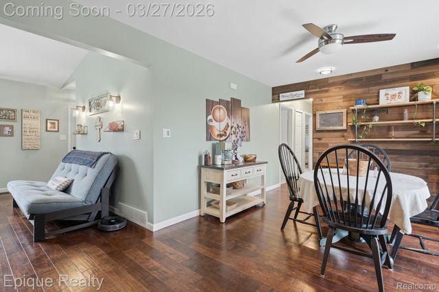 8102 Dungarvin Drive, Grand Blanc Charter Township, MI 48439