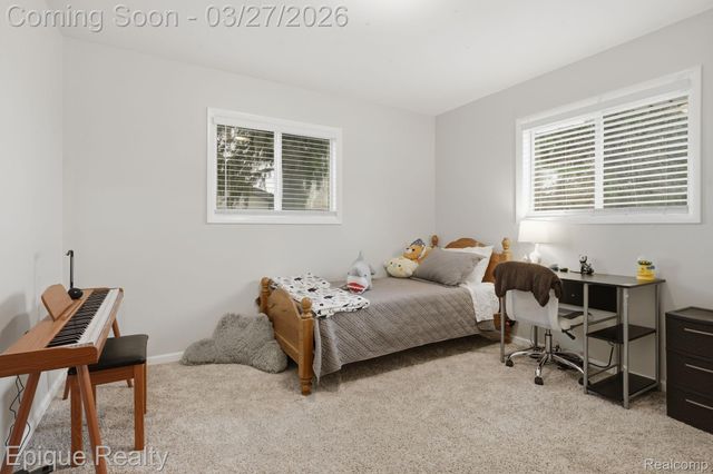 8102 Dungarvin Drive, Grand Blanc Charter Township, MI 48439