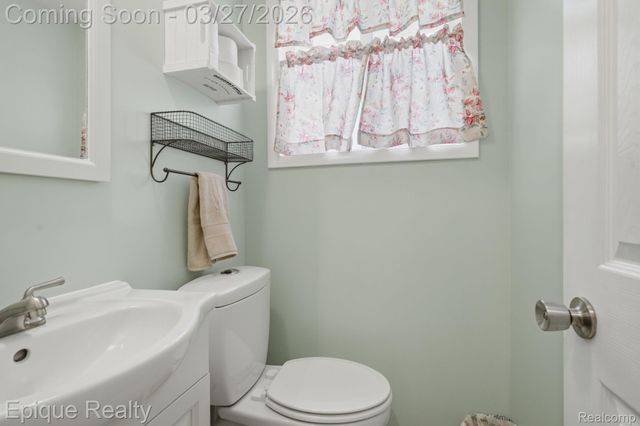 8102 Dungarvin Drive, Grand Blanc Charter Township, MI 48439