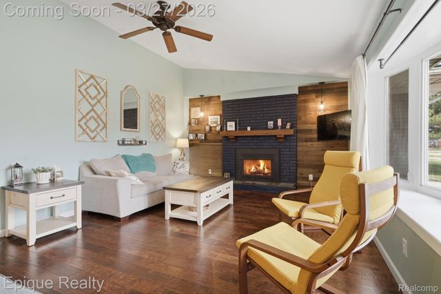 8102 Dungarvin Drive, Grand Blanc Charter Township, MI 48439