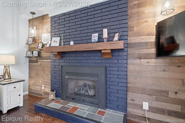 8102 Dungarvin Drive, Grand Blanc Charter Township, MI 48439