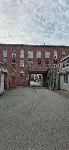 71 Faulkner 110, Billerica, MA 01862