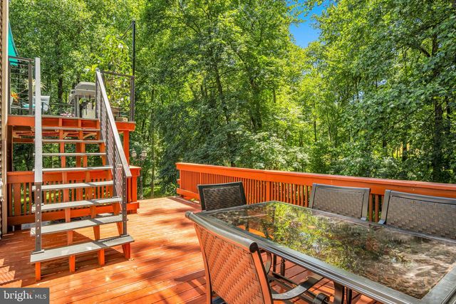 40 BROOK CIR, Etters, PA 17319