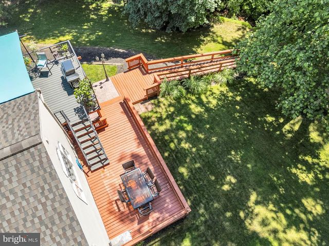 40 BROOK CIR, Etters, PA 17319