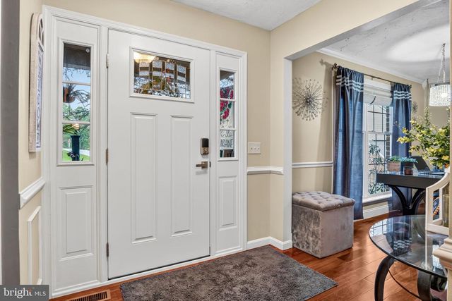 40 BROOK CIR, Etters, PA 17319