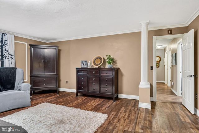 40 BROOK CIR, Etters, PA 17319