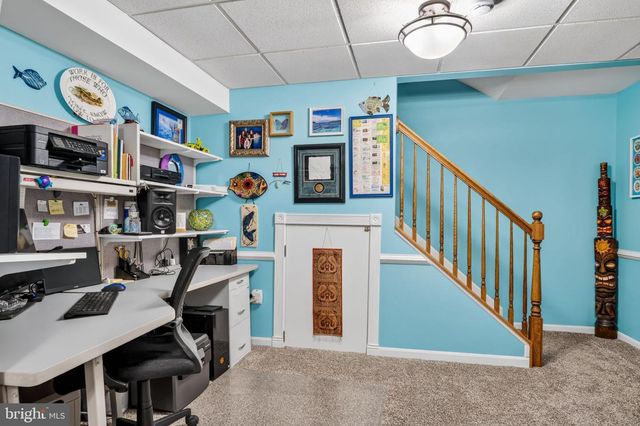 40 BROOK CIR, Etters, PA 17319