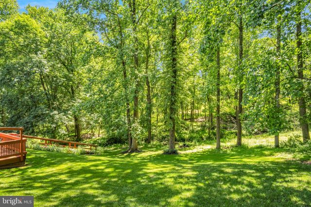 40 BROOK CIR, Etters, PA 17319