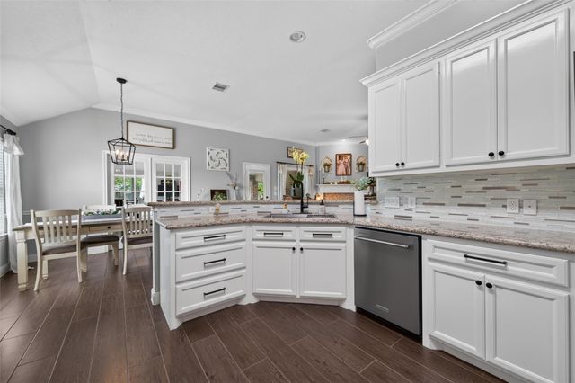 10706 Harry Drive, Needville, TX 77461