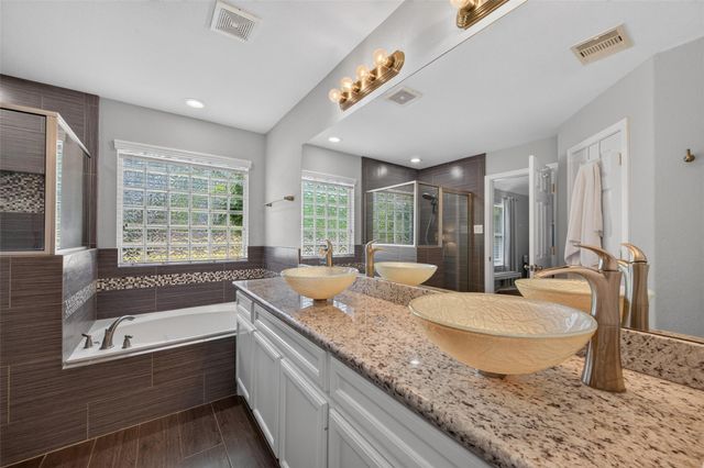 10706 Harry Drive, Needville, TX 77461