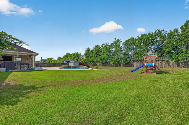 10706 Harry Drive, Needville, TX 77461