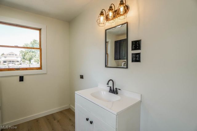 1021 Greenfield Avenue SW, Canton, OH 44706