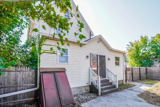 1021 Greenfield Avenue SW, Canton, OH 44706