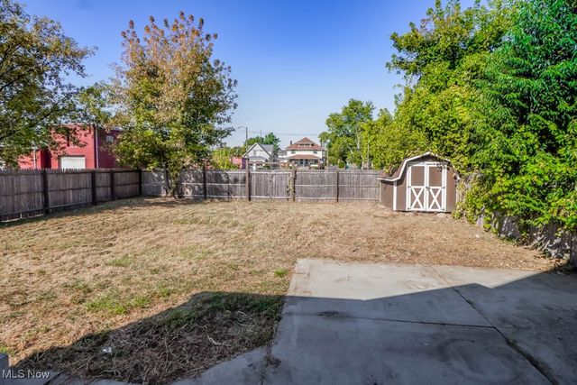 1021 Greenfield Avenue SW, Canton, OH 44706