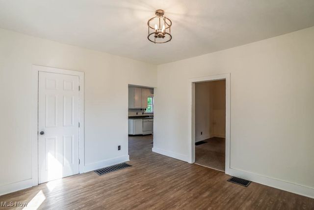 1021 Greenfield Avenue SW, Canton, OH 44706