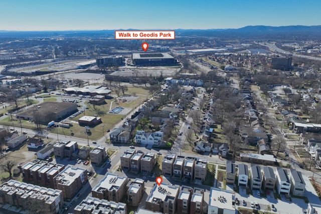1613 Marshall Hollow Dr Apt 203, Nashville, TN 37203