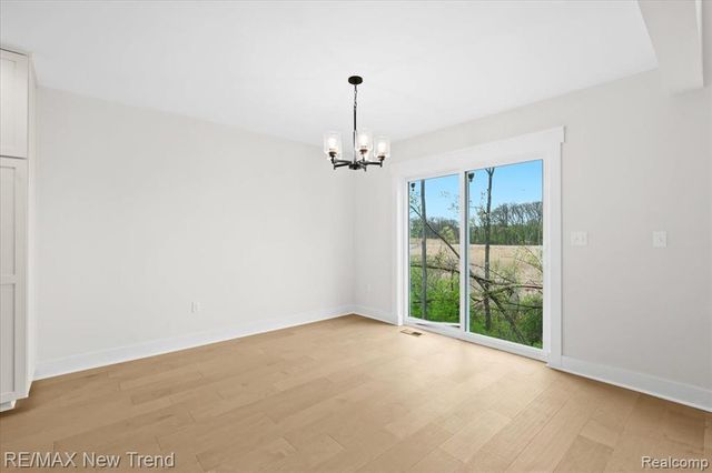 7829 Trailside Court, West Bloomfield, MI 48323