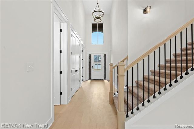 7829 Trailside Court, West Bloomfield, MI 48323