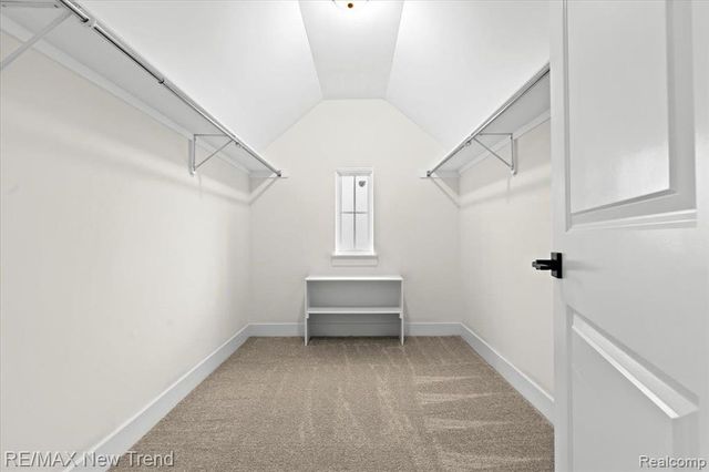 7829 Trailside Court, West Bloomfield, MI 48323