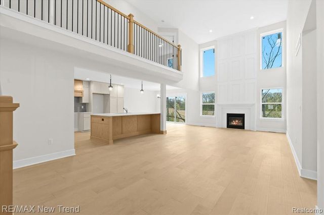 7829 Trailside Court, West Bloomfield, MI 48323