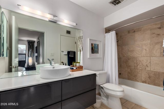 4800 N 68TH Street 114, Scottsdale, AZ 85251