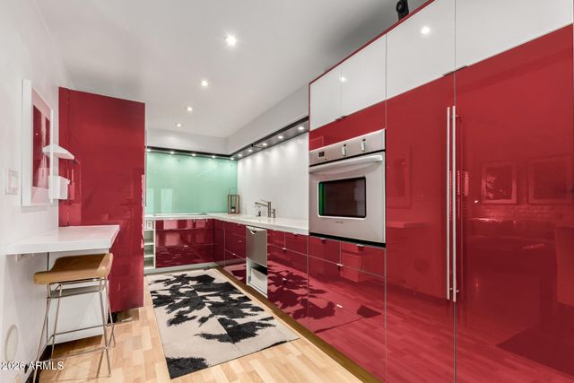 4800 N 68TH Street 114, Scottsdale, AZ 85251