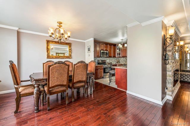 166-25 Powells Cove Boulevard 4L, Beechhurst, NY 11357