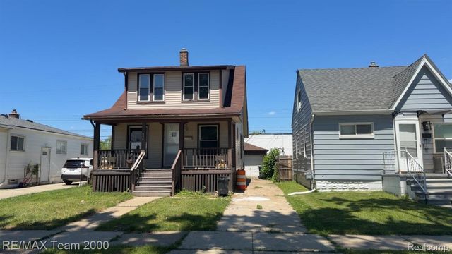 734 Cleophus Parkway, Lincoln Park, MI 48146