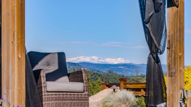 4201 Irish Port Ln, Placerville, CA 95667