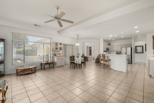 15220 W LAS BRIZAS Lane, Sun City West, AZ 85375