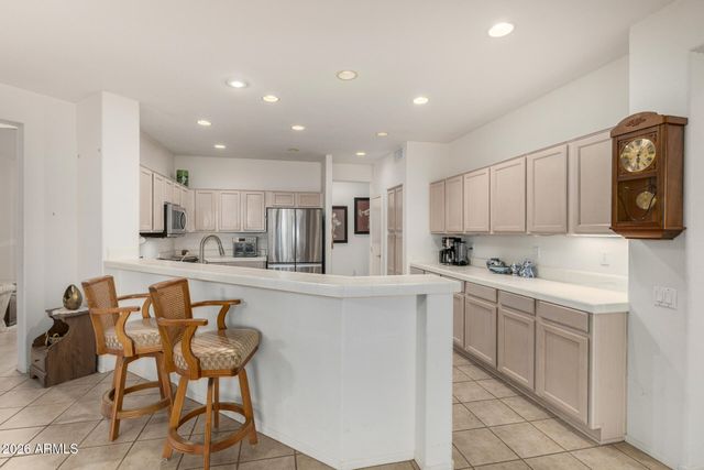 15220 W LAS BRIZAS Lane, Sun City West, AZ 85375