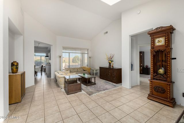 15220 W LAS BRIZAS Lane, Sun City West, AZ 85375