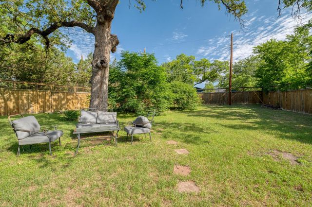 1706 Pennsylvania Ave, Austin, TX 78702