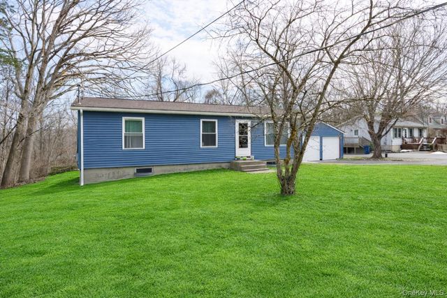 1562 Centre Road, Rhinebeck, NY 12572